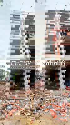 bán nhà chính chủ mặt tiền kinh doanh tại dĩ an bình dương. p đông hoà