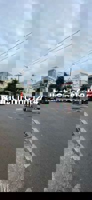 Nhà chính chủ  kiên cố chắc chắn, khách thiện chí mua ,tặng quà