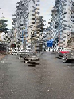 Chính Chủ Bán Nhà 39M - Mặt Tiền 4M ÔTÔ 7 Chỗ Vào Nhà- Hoàng Liệt