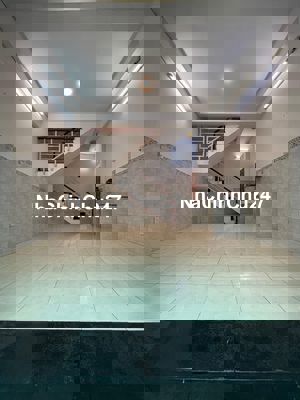 Chính chủ bán nhà 1/ đường Lạc Long Quân, P.10, Tân Bình, 2PN, 3WC