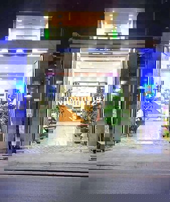 🆘CHÍNH CHỦ GỬI BÁN NHÀ MẶT TIỀN ĐƯỜNG TRẦN VĂN MƯỜI, GẦN CHỢ CHỮ S .