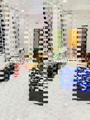 Chính chủ bán CHDV 5 tầng Ni Sư Huỳnh Liên, giá 8.58 tỷ