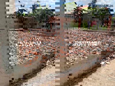 tôi, chính chủ cần bán lô đất Lái Thiêu, Bình dương, 136m2, ngang 8m