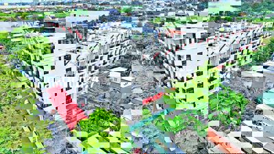 CHÍNH CHỦ BÁN NHÀ PHỐ VIEW SÔNG - CẠNH VẠN PHÚC - GIÁP QL 13, LH NGAY