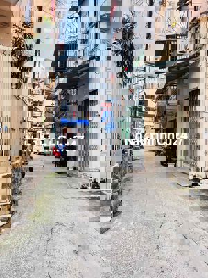 Chủ XC bán nhà nở hậu HXH Huỳnh Văn Bánh, 54m2, 3 tầng, 4PN,giá hơn 9