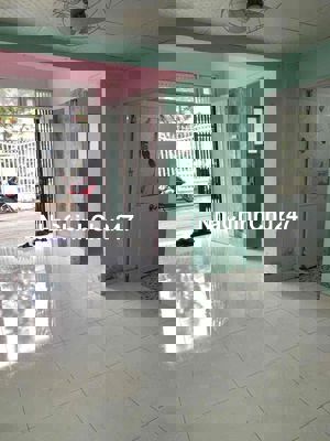 CHỦ GỞI BÁN CĂN NHÀ DS1 VỊ TRÍ RẤT ĐẸP 2PN2WC ĐƯỜNG XE TẢI