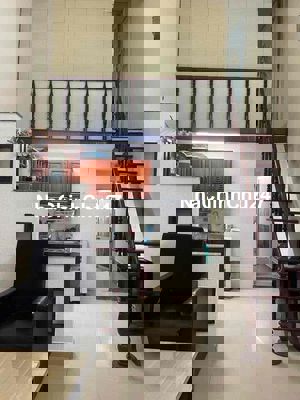 Nhà chínb chủ cần ban