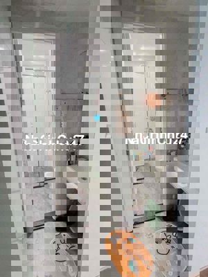 Chính chủ bán căn 2pn1wc full đồ 55m2 giá 5ty1 ở phân khu I3 Imperia