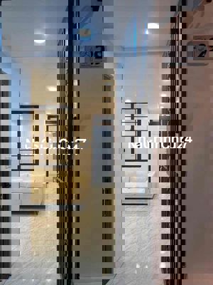 Chính chủ em bán nhà Tập thể tầng 1, sổ đỏ riêng biệt. Phố Bạch Mai .