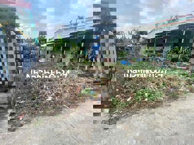 Chính chủ cần bán gấp đất 300m² hẻm ô tô vào tận nơi