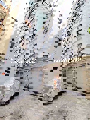 Chủ Ngộp bán căn nhà xây tâm quyết do kiến trúc sư thiết kế sang trọng