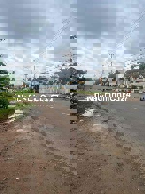 Đất chính chủ của nhà cần bán không qua trung gian 2 mặt tiền