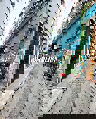 Chủ bán gấp nhà HXH, DT 60m, gần chợ Bà Chiểu, Phường 5, Bình Thạnh