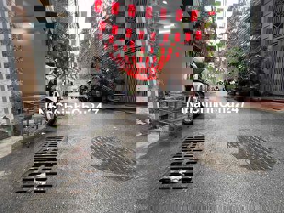 nguyễn chính ô tô tránh,7 chỗ vào nhà,42m 5 tầng thang máy