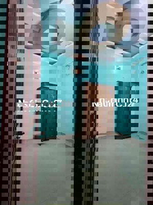 Chính Chủ - HXH Ngay Công Viên Gia Phú - DT 4x10m 1 trệt 2 lầu st 5pn