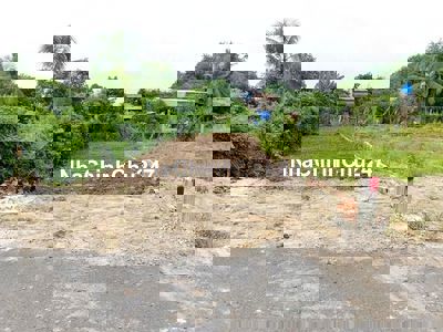 Chủ kẹt bán rẻ lô đất Nguyễn Văn Khạ -Củ Chi .DT 130m2, Giá 1tỷ4,SHR