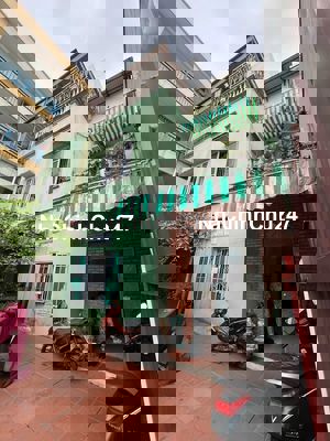 Chính chủ cần bán nhà riêng đường Giáp Bát, Hoàng Mai, Hà Nội