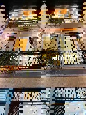 QUÁ RẺ 3 TỶ 88 MỚI ĐẸP PVC CHÍNH CHỦ