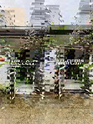 Chính chủ bán góc kiệt 96 Bà Huyện Thanh Quan