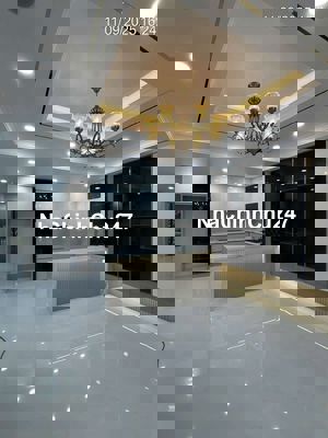 Chính chủ cho bán căn hộ sân vườn lớn, hoàn thiện, có TL cho KH mua