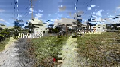 Chủ Kẹt Tiền bán 2 lô 142m2 shr mặt tiền xe tái giá 1,1 tỷ Long Hoà