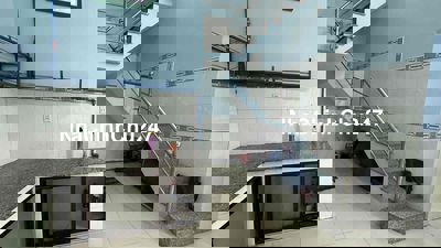 NHÀ CHÍNH CHỦ LÂU NĂM – HẺM 3 GÁC – P. PHÚ MỸ, QUẬN 7  🌸 DT sử dụng 10