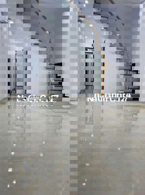 Cần bán mặt tiền hẻm xe hơi cách mặt tiền 10m.giấy tờ chính chủ