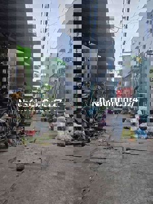 Nhà chính chủ lâu đời , chưa qua đầu tư , HXH căn góc giá rẻ , BT