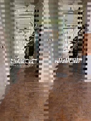 CHÍNH CHỦ BÁN NHÀ NGÕ 860 BẠCH ĐẰNG. ***