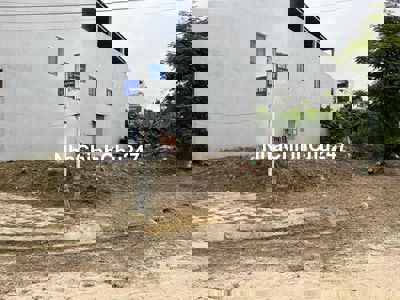 Chính chủ cần tiền bán lô góc đường Nguyễn Thế Kỷ 170m2