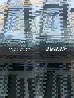 🌟Chính Chủ gởi 1 lầu 1 trệt ( đúc bêtông giả )
_giá 750tr