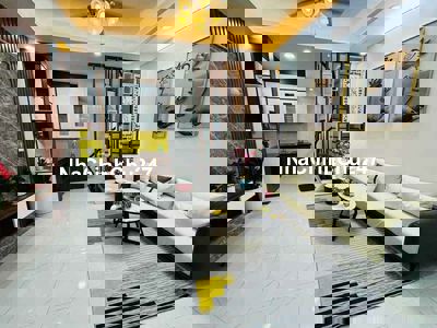 Chính chủ bán nhà Minh Khai 30m 5 tầng 6.5tỷ gần ô tô, sổ đỏ chính chủ