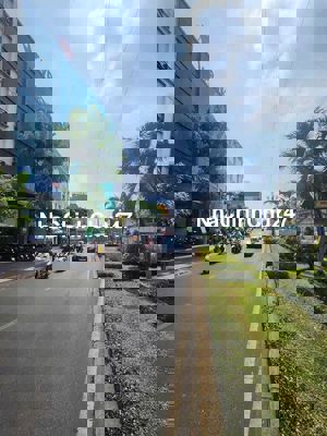 HXH Chính chủ bán gấp căn siêu phẩm xây tâm quyết,khu Phan Xích Long