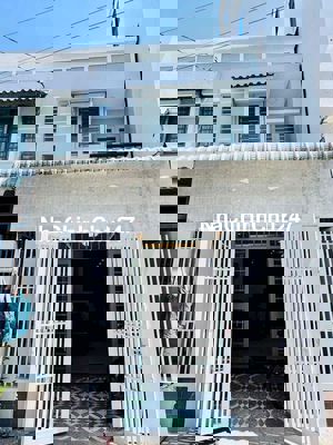 NHÀ CHÍNH CHỦ KẸT TIỀN NGÂN HÀNG CẦN BÁN GẤP, SHR