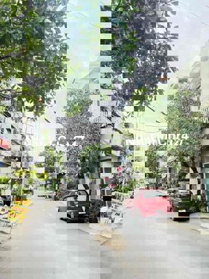 NHÀ CHÍNH CHỦ TÂM HUYẾT - HẺM OTO ĐỔ CỬA - CÁCH 20M RA NGUYEN VAN CONG