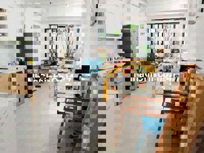 BÁN NHÀ 3 TẦNG ĐẸP 2 MẶT NGÕ THOÁNG, SỔ ĐỎ CHÍNH CHỦ, KHÔNG TRANH CHẤP