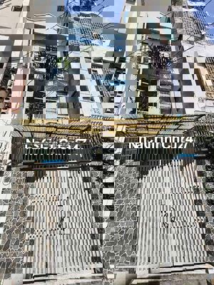 4,3❌16 chủ gấp bán trong tháng