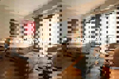 1 Phòng Ngủ Đầy Đủ Nội Thất Cao Cấp Vòng Xoay Dân chủ