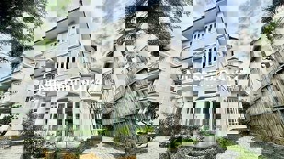 Chính chủ bán nhà MT đường 2 Làng Báo Chí 17 tỷ