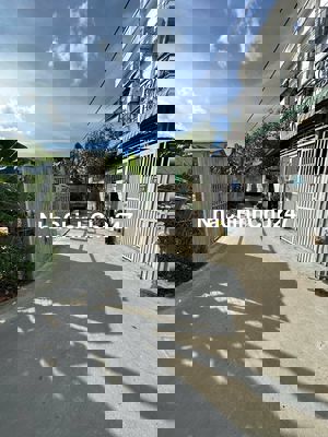 Chính chủ bán nhà đang ở Phường Thạnh Lộc gần cao đẳng điện lực