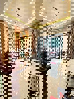 chính chủ bán căn nhà vị trí đẹp. Nhà mới nội thất đầy đủ