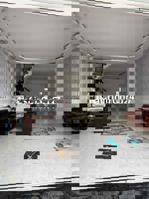 Chính chủ bán nhà giá 6 tỷ- đã hoàn công đầy đủ giấy tờ