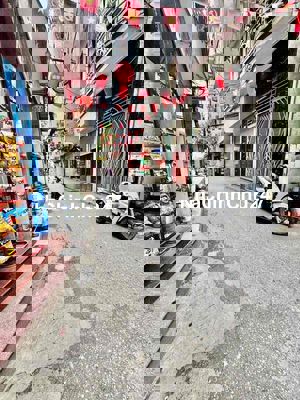 Chính chủ bán nhà Văn Chương,Đống Đa 41m2 - ngõ cực nông - giá 8,25 ty