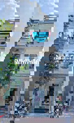 CHÍNH CHỦ BÁN GẤP NHÀ MẶT TIỀN ĐƯỜNG QUỐC LỘ 1K 1TRỆT 3LẦU 66M2 6.68TỶ