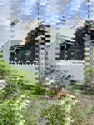 chủ cần bán nhà mặt tiền T 15 ngay ngã 4 vườn lại  q 12