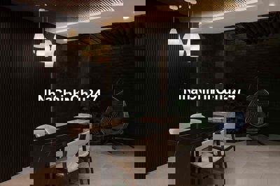 Cần bán nhà trung tâm