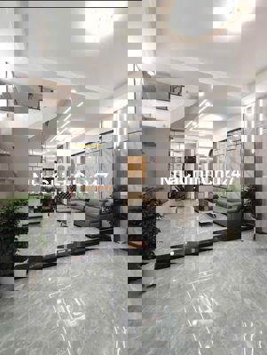 Chủ cần bán căn nhà phố giá rẻ, sổ hồng đầy đủ, nhà mới, gần Gô Dĩ An