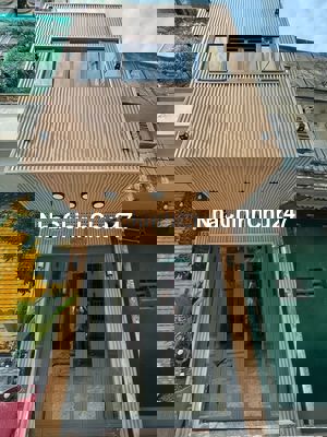 CHÍNH CHỦ BÁN NHÀ CẠNH MẶT TIỀN Q10, HXH 3TẦNG, 42M2, 2PN 2WC, 4 TỶ