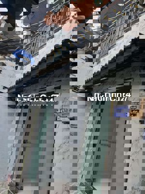 Nhà chính chủ cần bán gần chợ c2