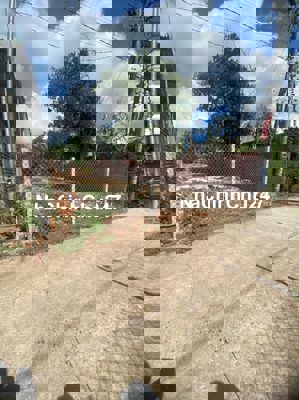 Chính chủ cần bán lô đất full thổ cư HXH ngay ngã tư Sông Ray